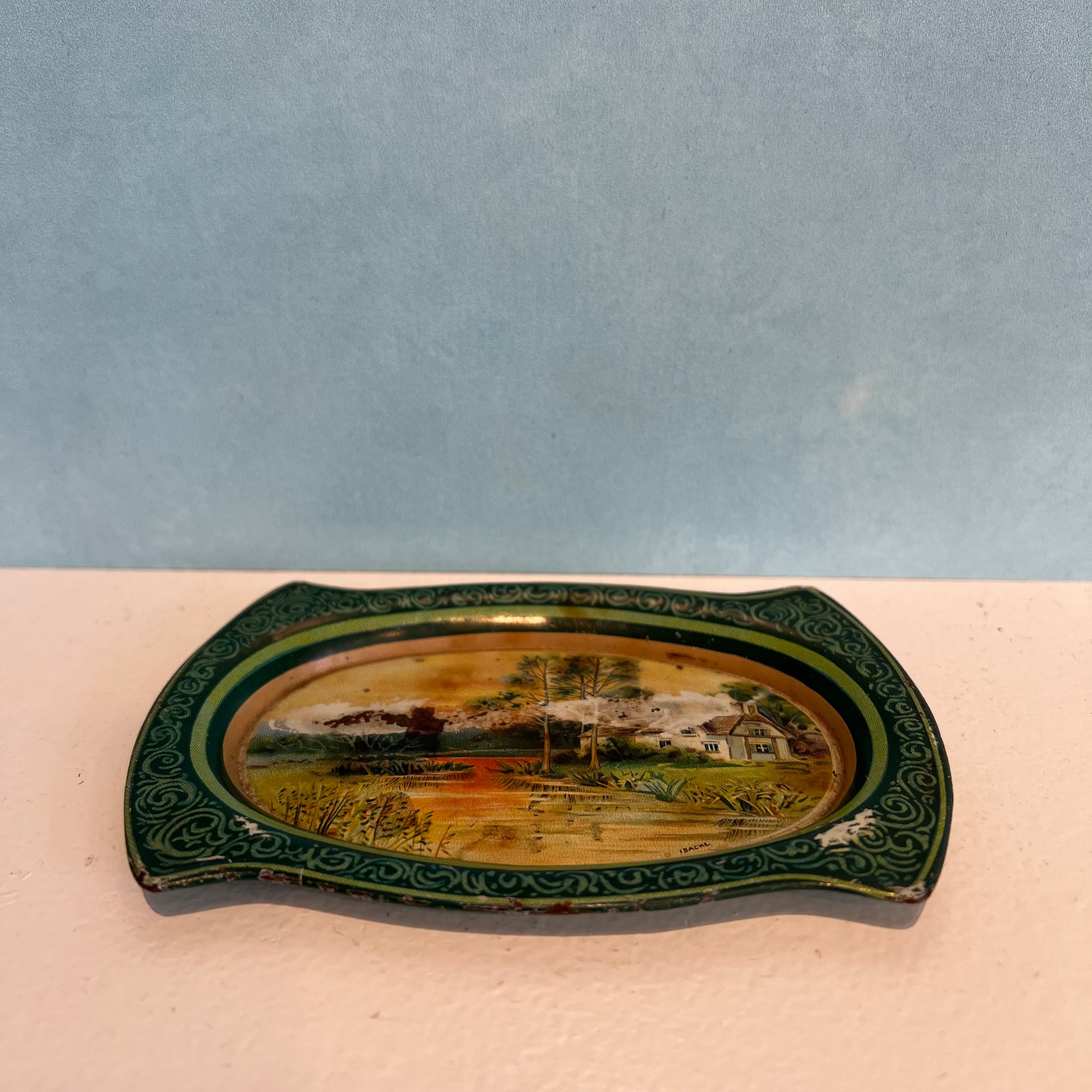 Dixie Queen Tobacco Advertising Tip Tray